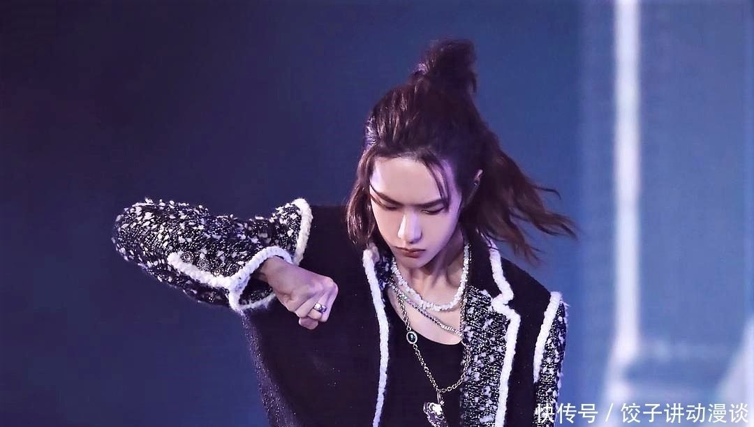 姐,你为什么那么喜欢王一博?看到他的努力,你想不想跑起来