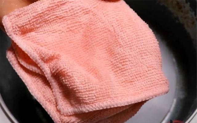 餐巾纸|电饭锅内部铺一张纸,想不到这么厉害,大多人都不懂,早学早受益