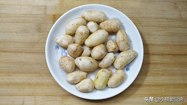  2克|教你做非常简单的砂锅焖草鱼，不用煎也不用油炸，好吃特下饭