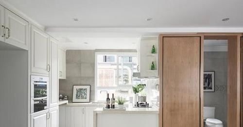 三房|130㎡轻奢风三房:拆掉两堵墙,通透又大气,邻居都羡慕哭了!