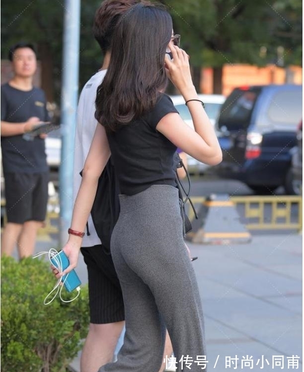 单排扣 单排扣短t恤搭配拖地裤,满满少女感,经典永不过时