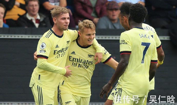 英超联赛|2-0到1-0！英超卫冕冠军狂飙，刷爆5大纪录，PK阿森纳剑指11连胜