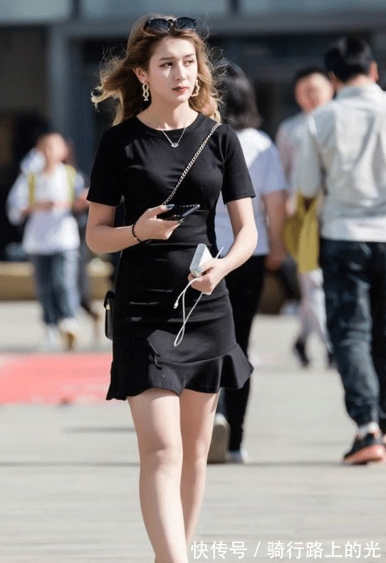 微胖 微胖女孩的克星,“褶子裙”千万别随意穿,肉真的遮不住!