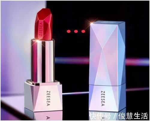 豆沙色|八款性价比超高的秋冬口红,让你扮靓不吃土!