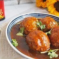  老师傅教你四喜丸子做法，好吃到舔手指