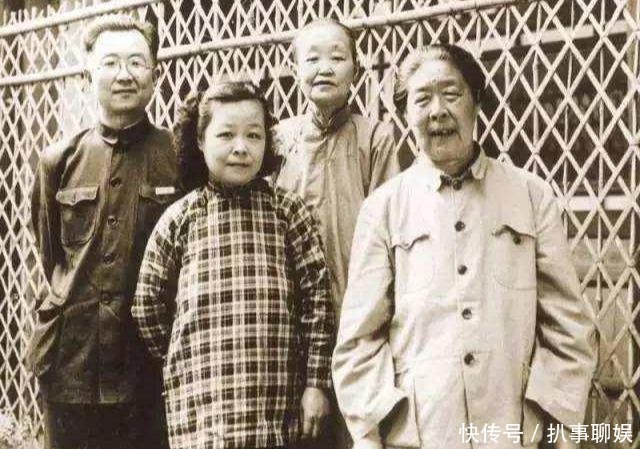 启功:我最困难那会儿她欺负我们,今天我好啦,她就总派人来看我