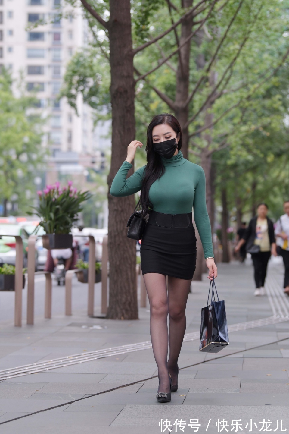 打底衫|轻熟风的穿搭,打底衫配一步裙,知性优雅美丽大方
