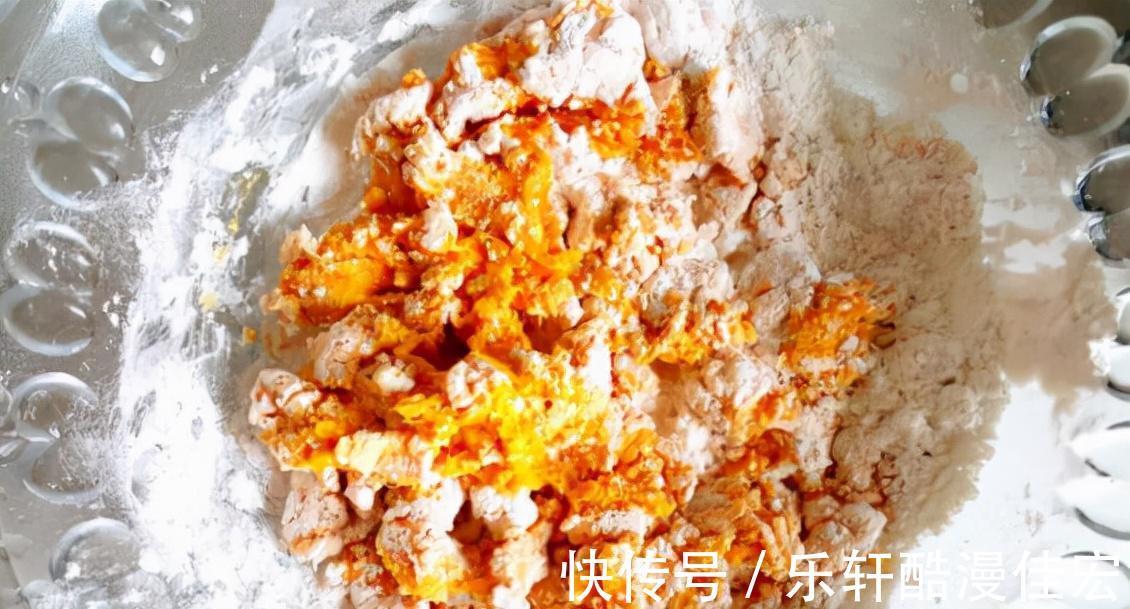 糯米粉|做南瓜饼时,只加糯米粉是不对的!多加这2样,南瓜饼又香又软糯