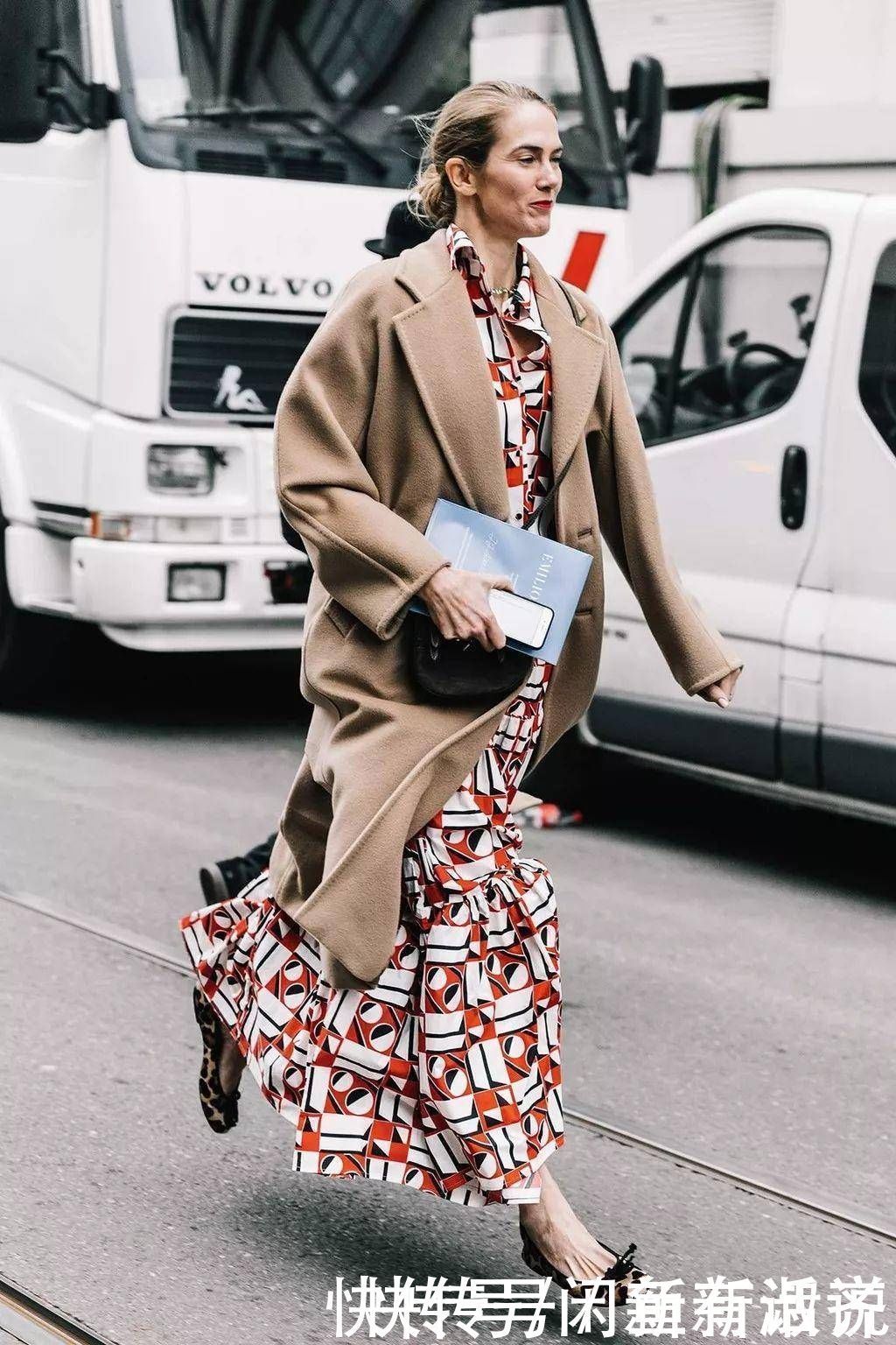 不管是穿羽绒服还是大衣,尽量别选这4种内搭,显“廉价”又土气