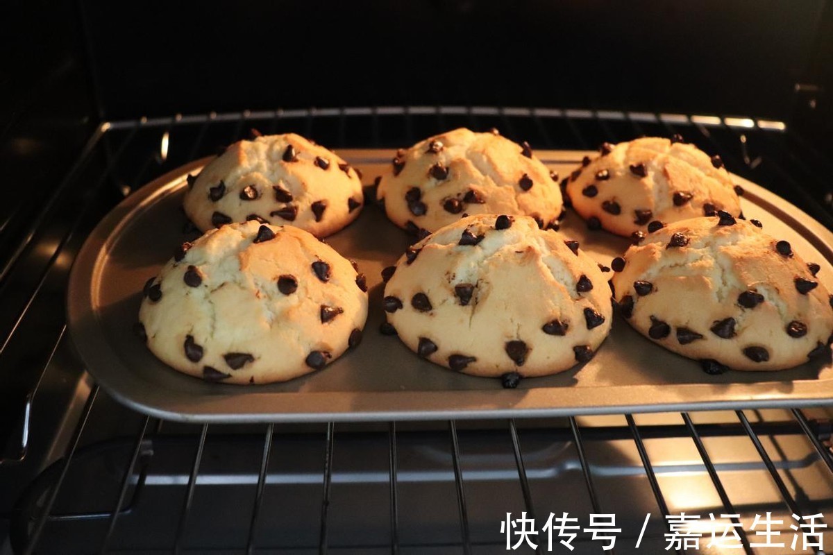 马芬|不用打发，搅一搅就能做好的马芬蛋糕，松软好吃，下午茶必备