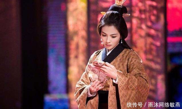 怪器|妇好墓出土青铜怪器,形状像是鸟爪,专家说:它是干这个用的