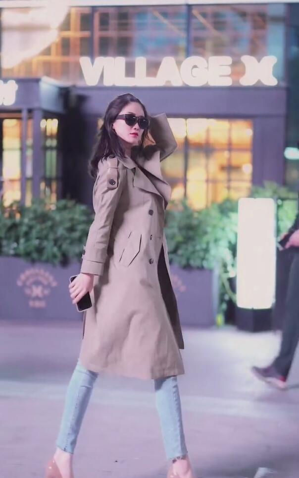 九分牛仔裤搭十公分高跟,都市女郎范,美的独一无二