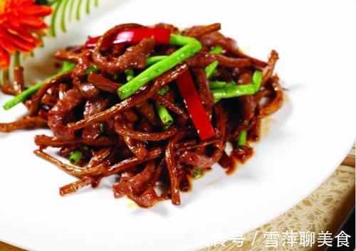 金针菇不炒不炖不凉拌,只需此法做,香嫩爽口,连锅也干净不用洗