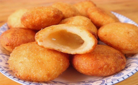 做糖糕时,别只会烫面,学会这几点,糖糕个个空心,口感酥脆好吃