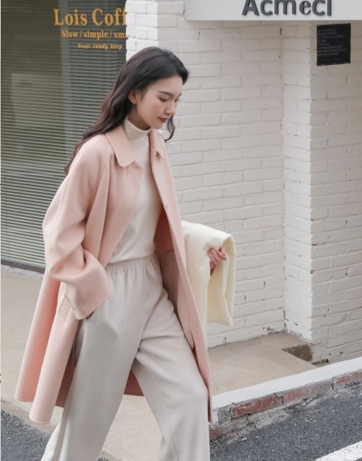 穿搭|真正时髦的女人,衣橱中都有一件毛呢大衣,保暖还温柔