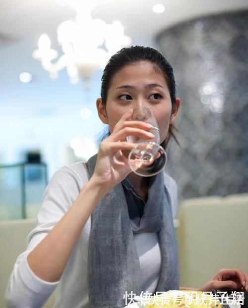 速度|减肥期间,一定要牢记吃饭2要和2不要,让你的体重速度