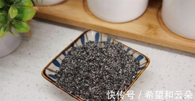 深秋季节,吃板栗花生不如吃它,多和小米一起熬粥,很多人还不懂!