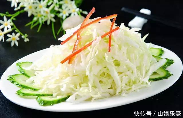 白菜怎样炒好吃教你一个新做法，好看又入味