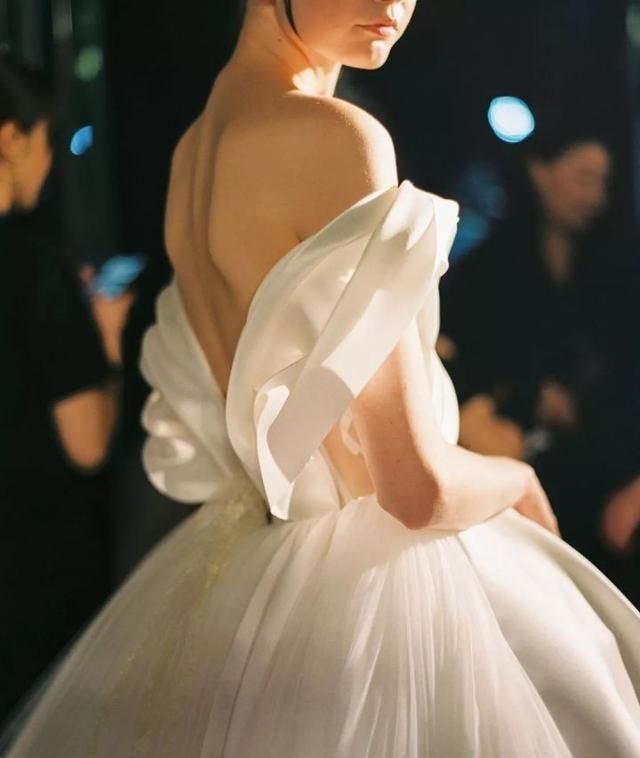 新娘|试婚纱必备丨这些误区作为准新娘的你一定要知道