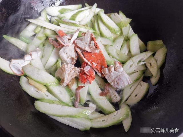 丝瓜|天热了这菜贵点也要吃，比大鱼大肉好，清爽解暑鲜美好喝，别不懂