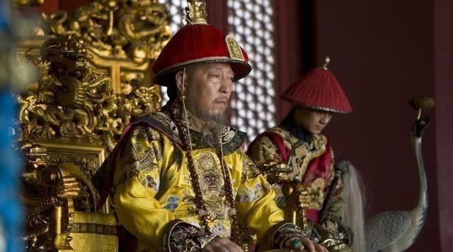 清朝国库|六千万两银子,竟在二十年间被挥霍一空,大清就是被他给败光的