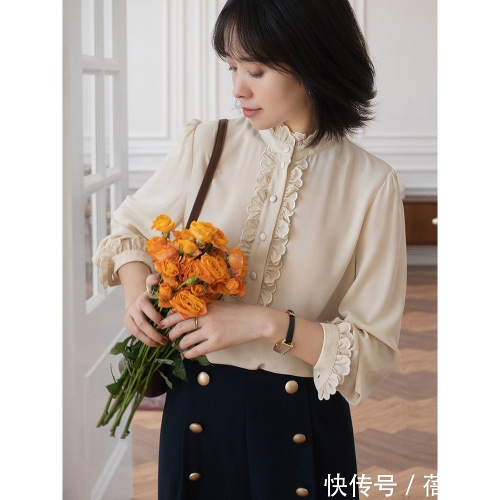 提亮|皮肤黄、黑的女生,秋季选择这5种颜色的衣服,提亮肤色很简单