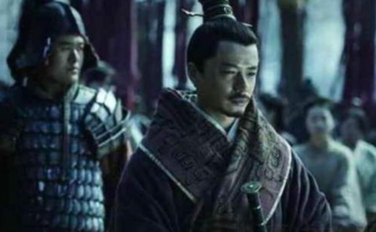 年轻人|韩信被杀时高呼三个字，如今年轻人喝过酒，都喜欢说！