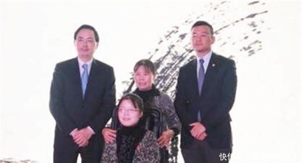  仕女图|渐冻症女子苦练绘画30年，仕女图是她唯一骄傲，专家：缺少灵魂