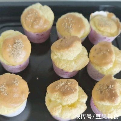 厨娘教你一招巧做肉松小蛋糕