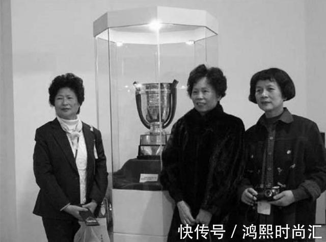 乒乓球|60年代世界冠军,晚年为不麻烦儿女进养老院,却在春节孤独离世