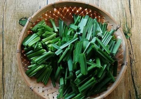 吃了20年韭菜炒鸡蛋，才知道自己一直错了，用对方法，好吃不过火