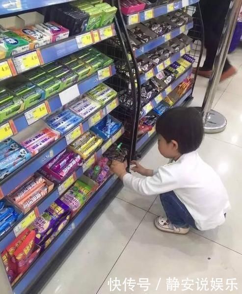 家长|“你孩子偷了东西,不信让我们搜身”宝妈一番话让工作人员放行