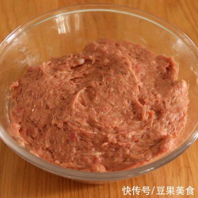 牛肉|这道香喷喷牛肉酥饼一上桌,全家都爱吃