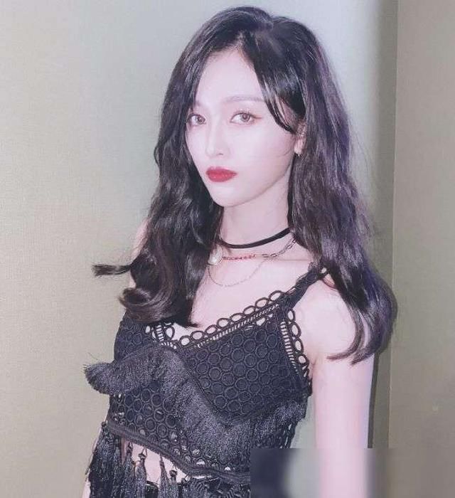 PK掉美妆界王者的竟是它？美瞳强势出圈的秘密