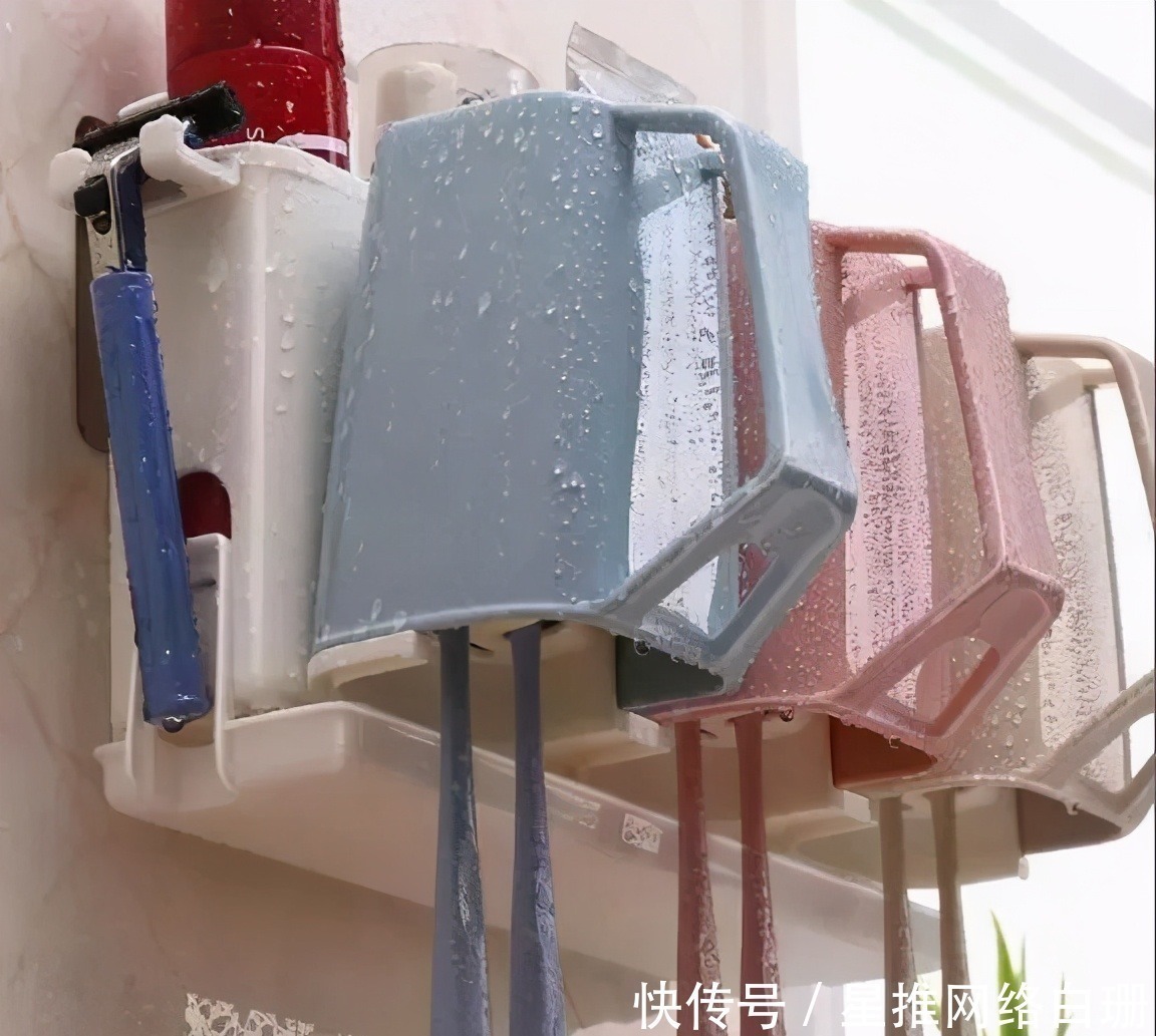 牙刷架|越来越多人都在淋浴房里装拉槽，美观实用，看完回家默默拆了重装