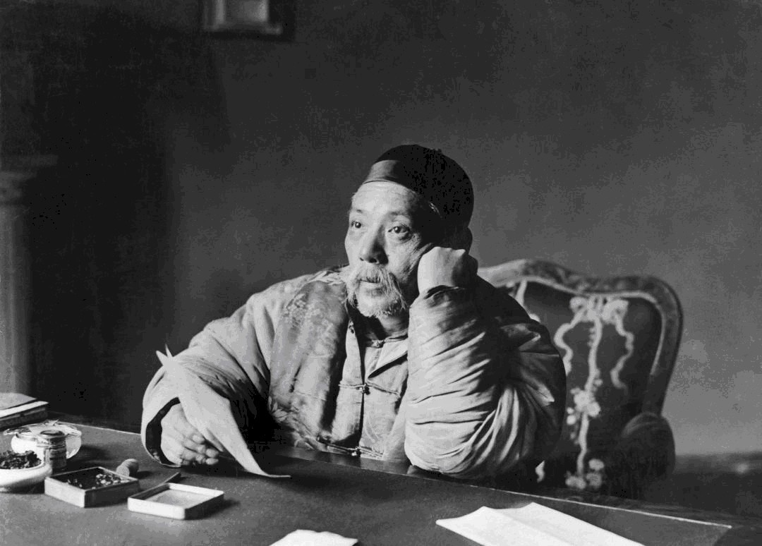 中国人|新书架丨从“他者”眼中反观自己 西方观察者眼中的“影像版百年中国史”