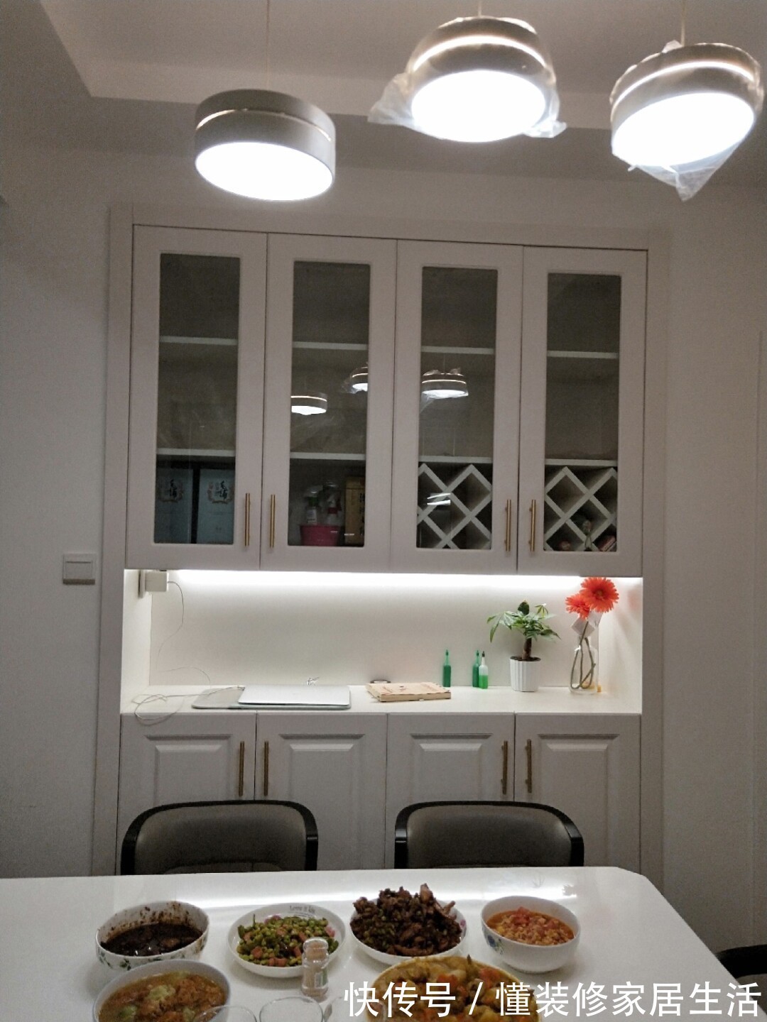 客厅|简约风新房完工通风中，差不多可以入住了，温馨舒适又大气，晒晒