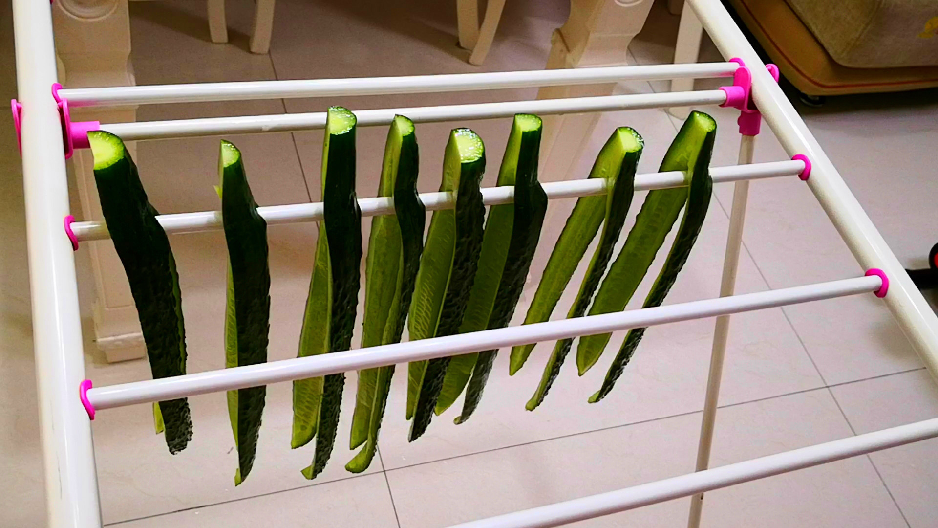 晾晒|私藏30年腌黄瓜的经验和秘方，清新爽口，3个小时就能吃，真香啊