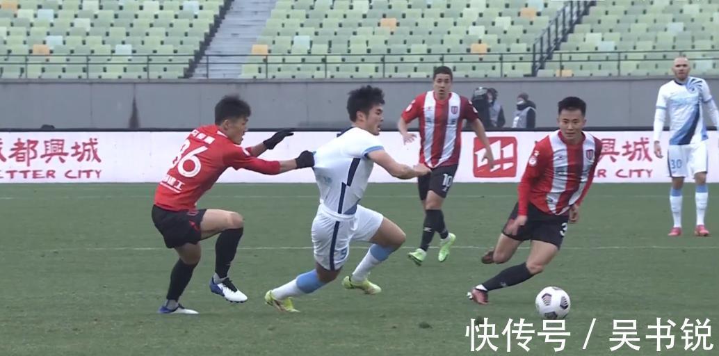 赵旭日|0-1!青岛队输球陷入绝境,浙江队形势大好,大连人痛失好局