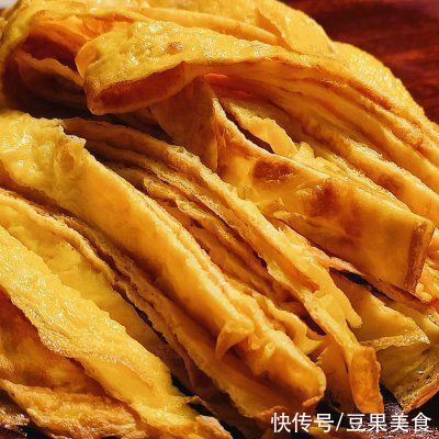 学会在家做鱼糕三鲜汤，再也不用出门买了