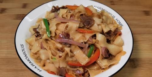  面馆|羊肉炒面的正确做法，面条劲道好吃，不坨也不粘，比面馆还好吃