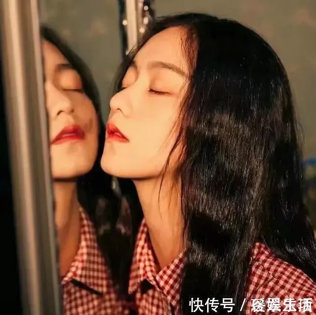 3特点|为何有些女生把头发散开更丑了身上有这“3特点”，还是乖乖扎马尾吧