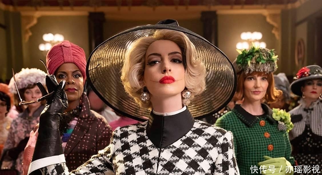 曾经最美甜白公主蜕变H姐,安妮·海瑟薇演绎WeWork创始人