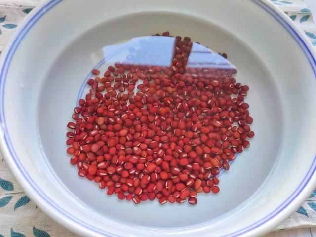 女孩别再抱着奶茶喝了,喝它更健康,补铁补血,甜而不腻营养高