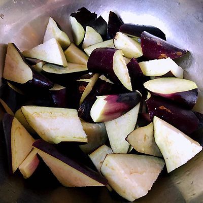 土豆茄子炖五花肉