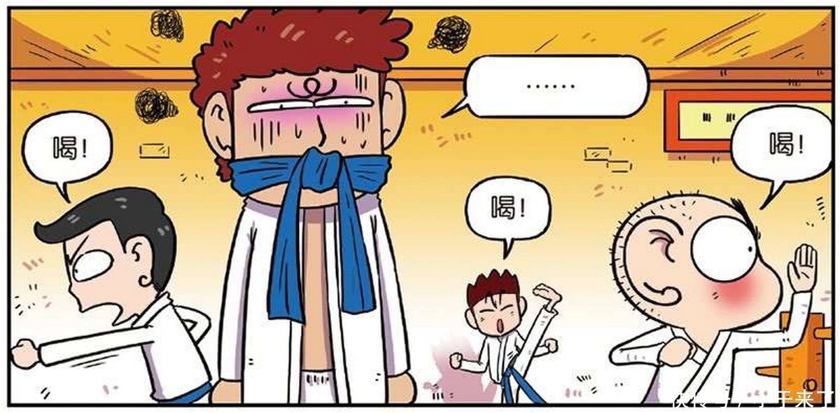 |搞笑:呆头假装给别人系好腰带,结果是为了堵住对方的嘴遁