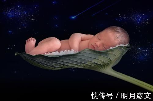 亲朋好友|“喜当爹,无侧切”,新爸爸朋友圈报喜惹怒产妇:没文化还不要脸