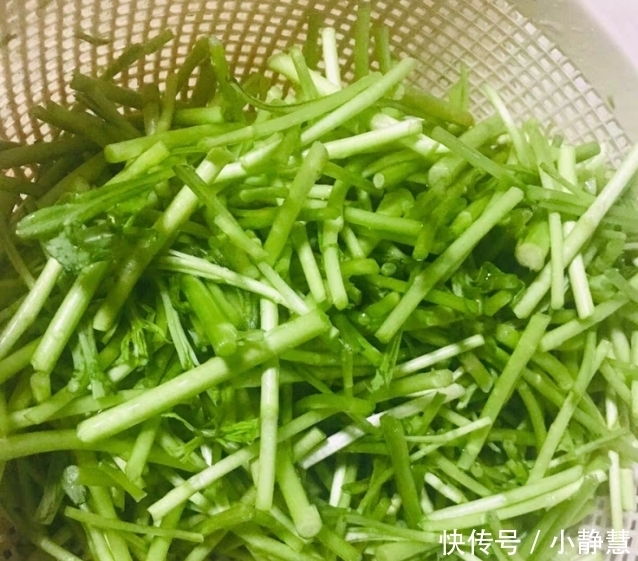 这菜价格小贵,多吃准时上厕所,湿气消失,细腰瘦腿,女人多吃