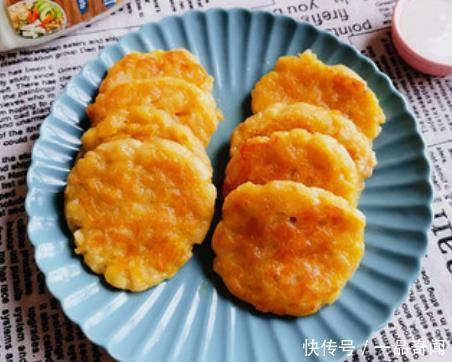 水果|孩子不爱吃苹果?搭配鸡蛋做成小饼,松软香甜,孩子爱不释手!