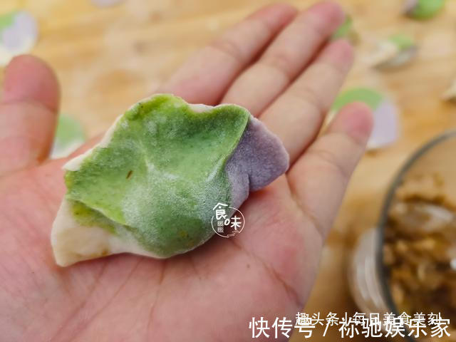 吃饺子|饺子馅就要这样调，鲜香味美，有肉又有菜，寓意今年有个好兆头